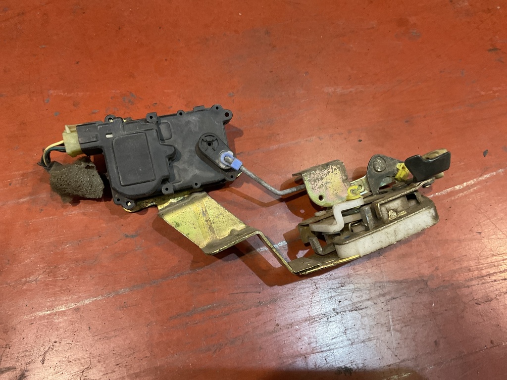 Cerradura delantera izquierda chevrolet matiz ‘06