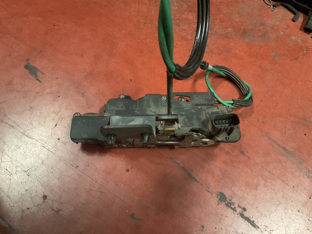 Cerradura delantera izquierda fiat stilo ‘03