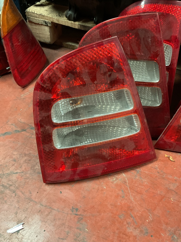 Piloto izquierdo skoda octavia ‘00