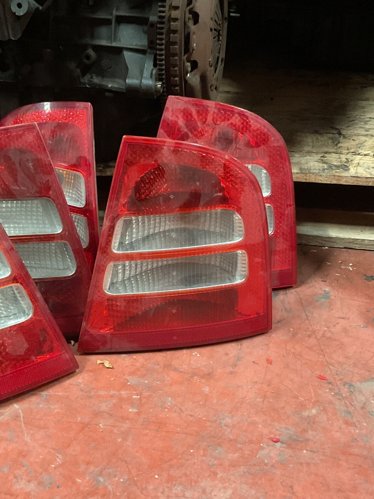 Piloto derecho skoda octavia ‘00