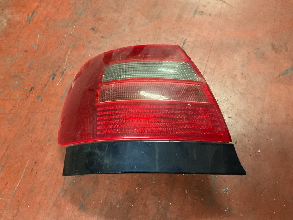 Piloto izquierdo audi a4 ‘00