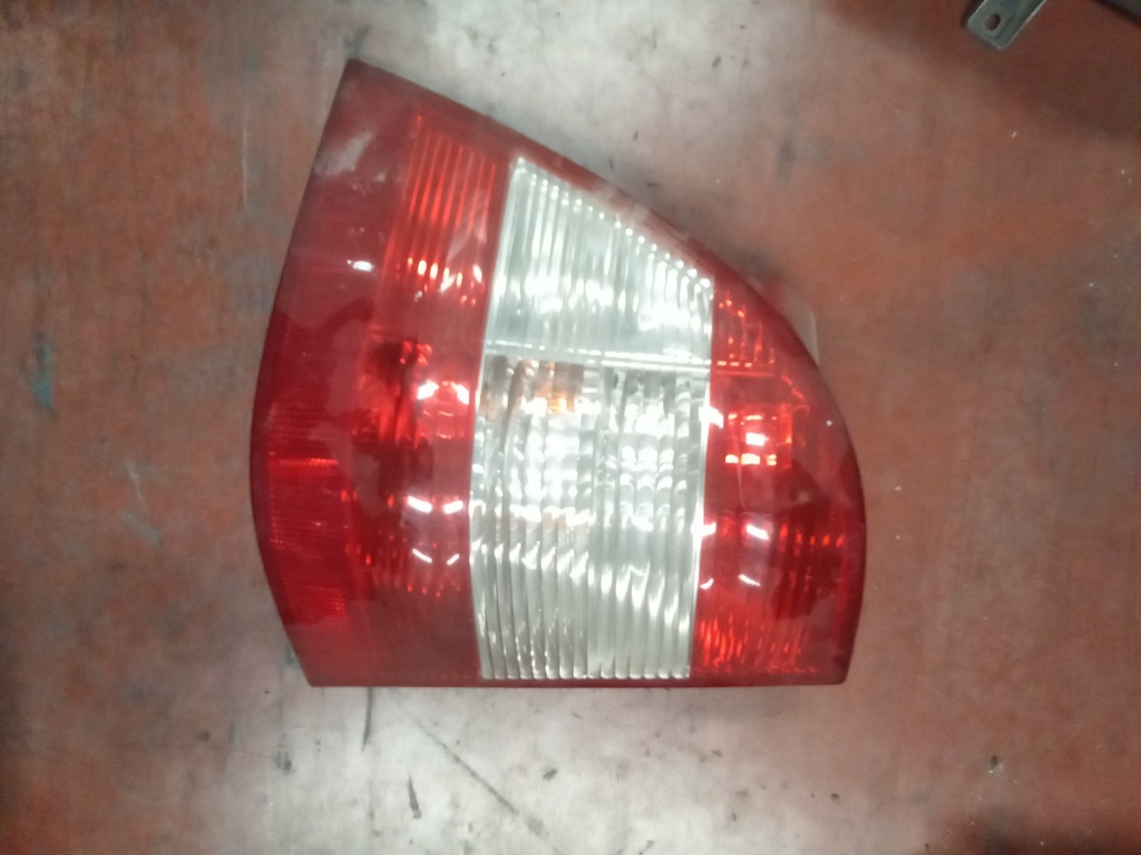 Piloto izquierdo Mercedes ml '00