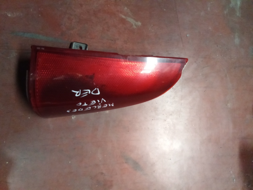 Piloto derecho interior Mercedes vito '04