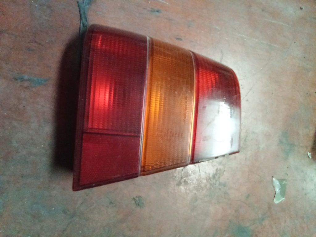 Piloto izquierdo Volvo 940 '90