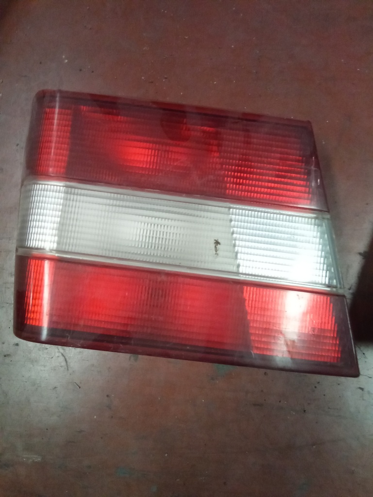 Piloto izquierdo Volvo 940 '97