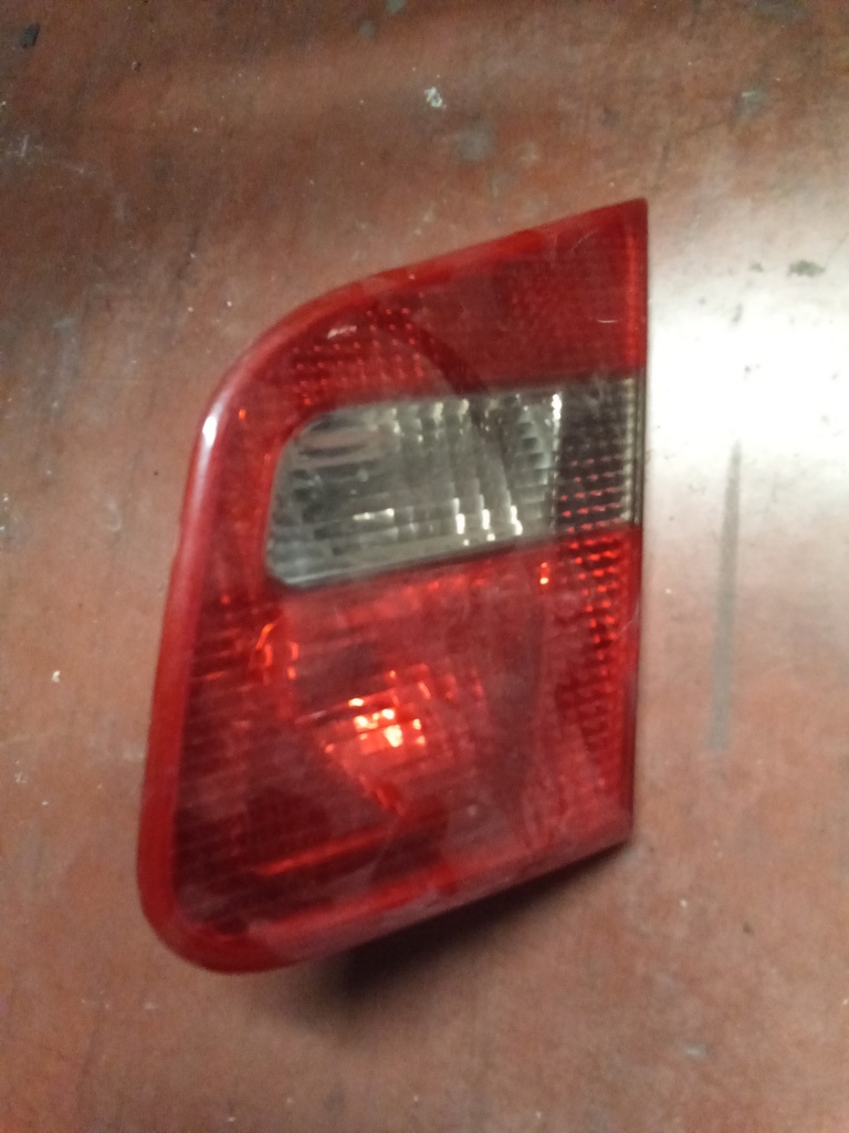 Piloto derecho Mitsubishi carisma '98