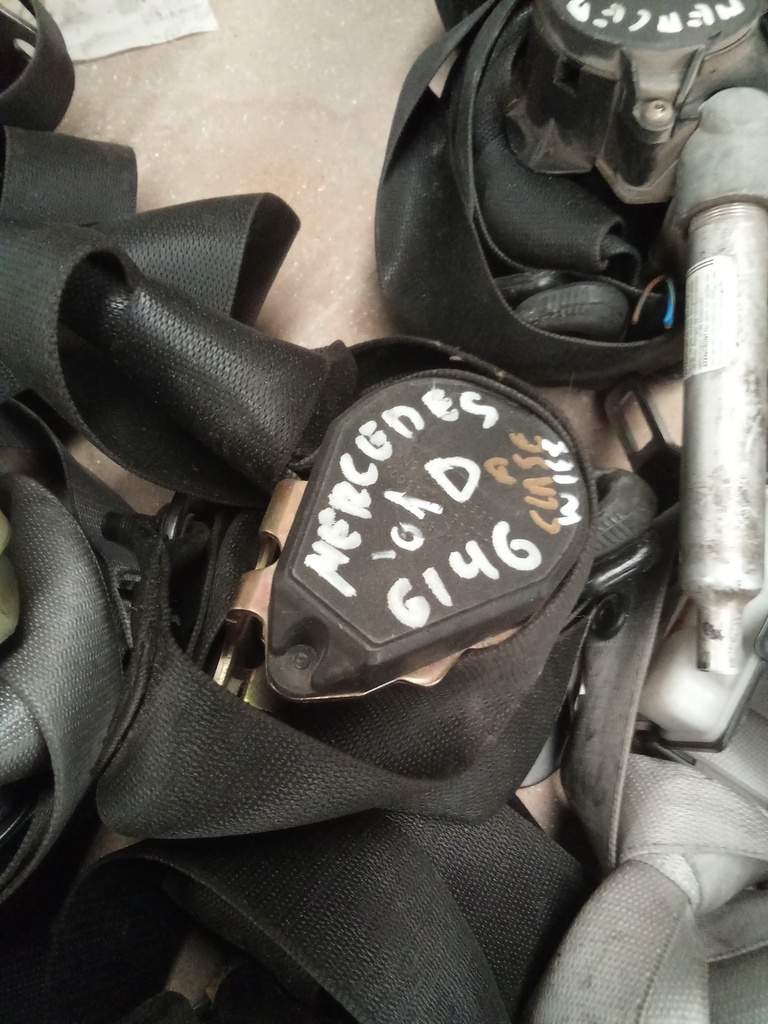 Cinturon delantero derecho mercedes clase a w168 '01