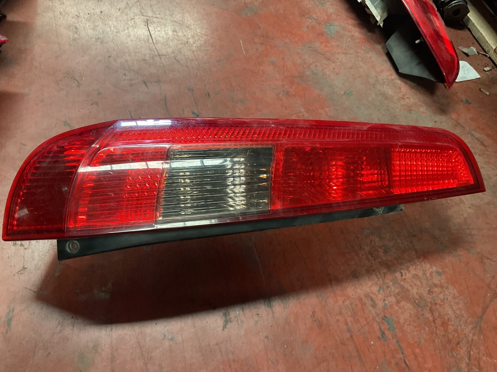 Piloto izquierdo ford fiesta 3p ‘03