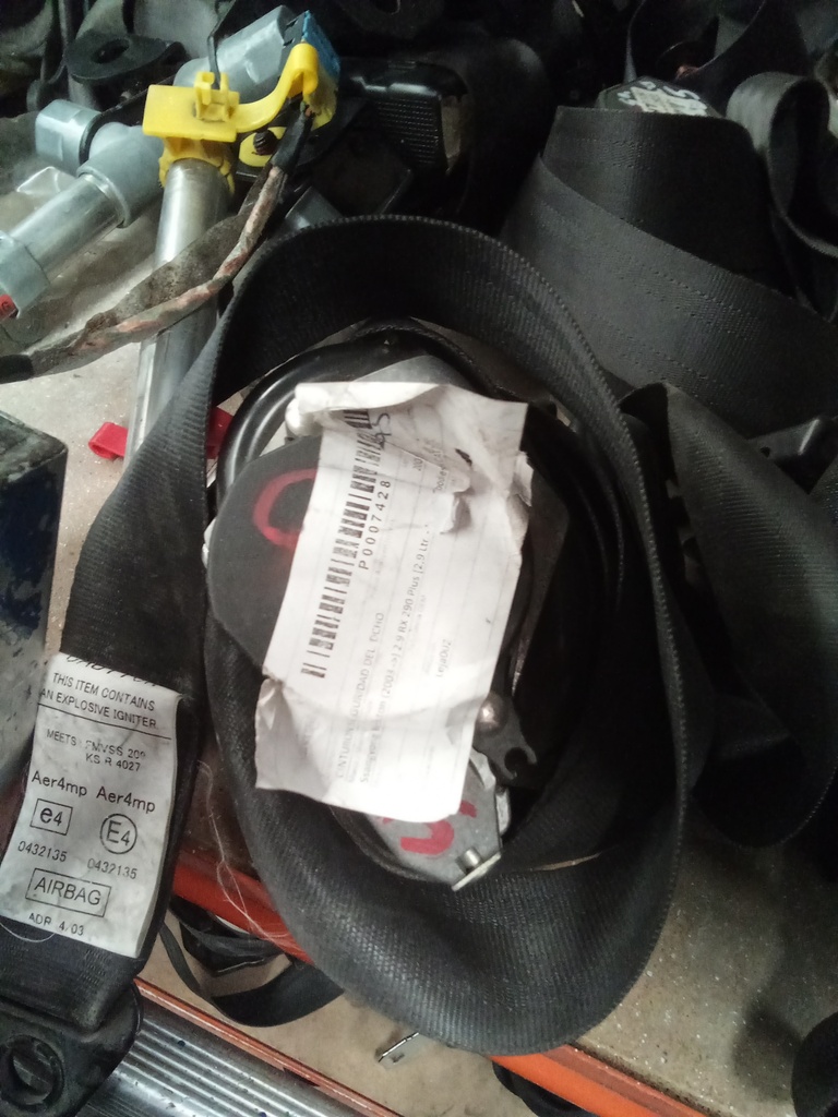 Cinturon delantero derecho ssangyong rexton '05