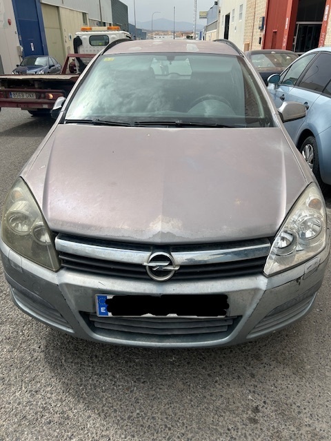 0125 OPEL ASTRA STATION 1.7 TCDI 2005