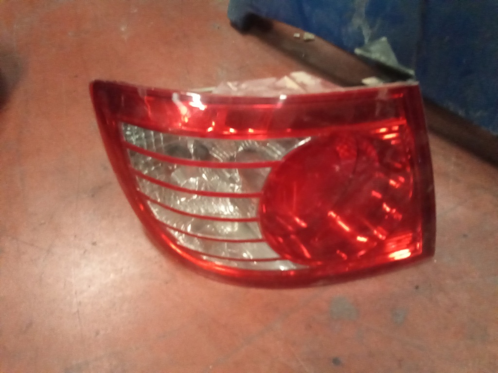 Piloto izquierdo Hyundai elantra '05