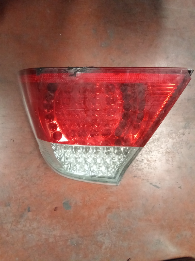 Piloto derecho BMW serie 3 E46 '05