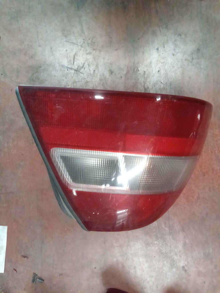 Piloto izquierdo honda Civic '00