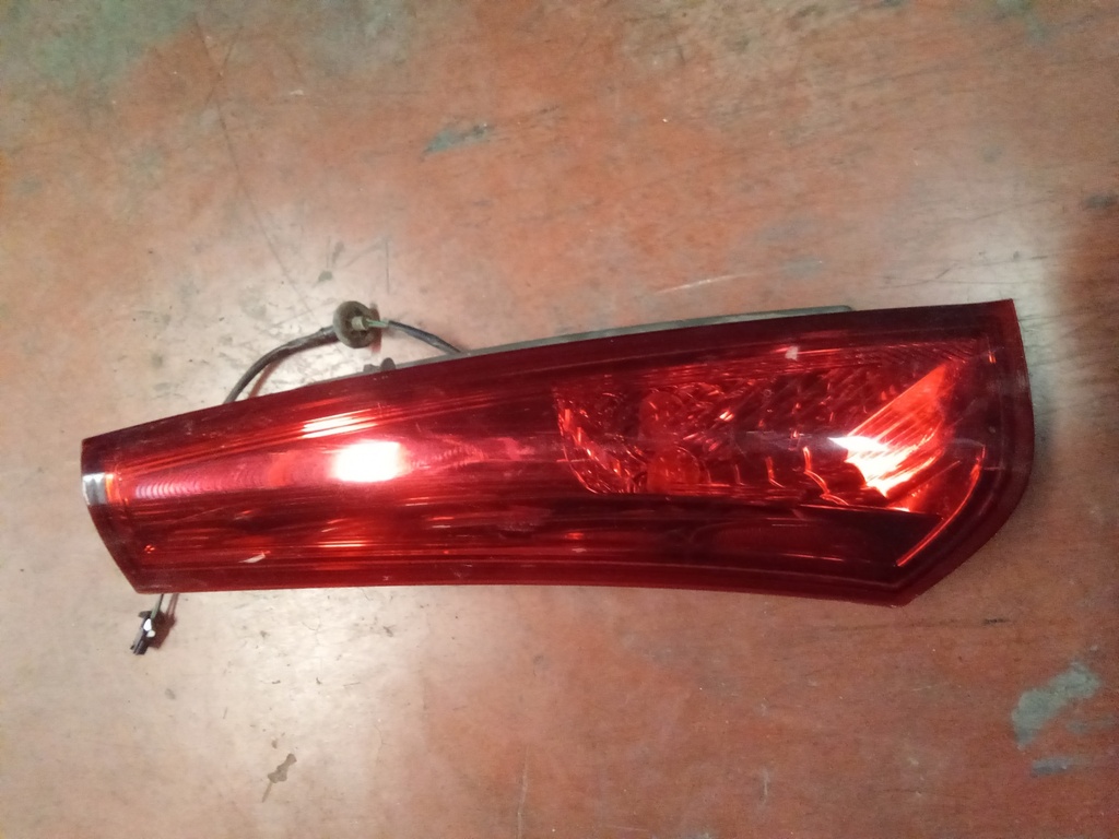 Piloto izquierdo interior  Kia ceed sw '09