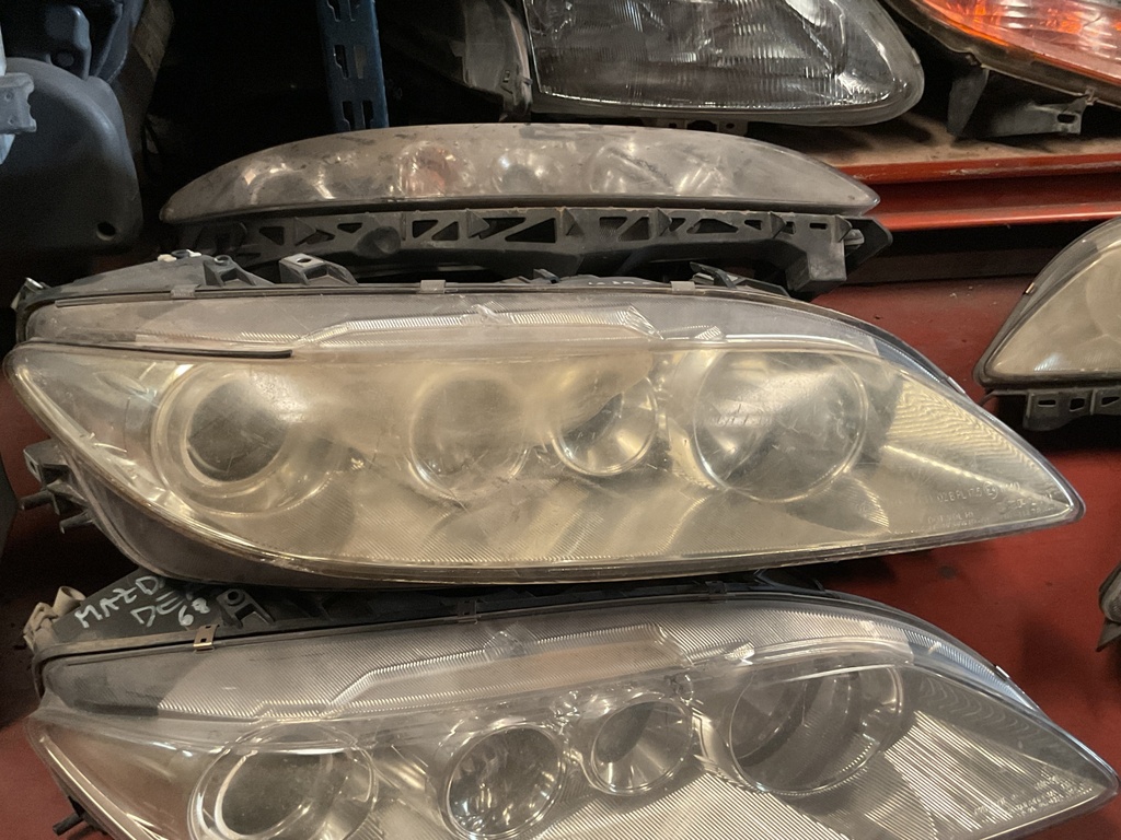 Faro izquierdo mazda 6 ‘05