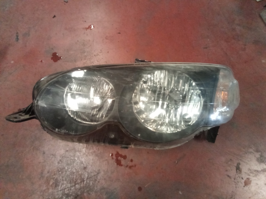 Faro izquierdo honda hr-v '01