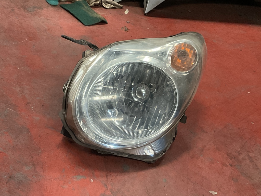 Faro izquierdo suzuki alto ‘10