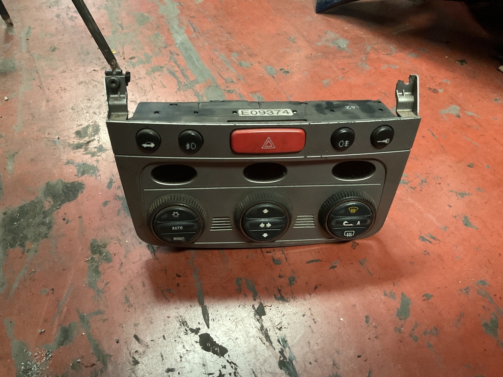 Mando aire acondicionado alfa 147 ‘05