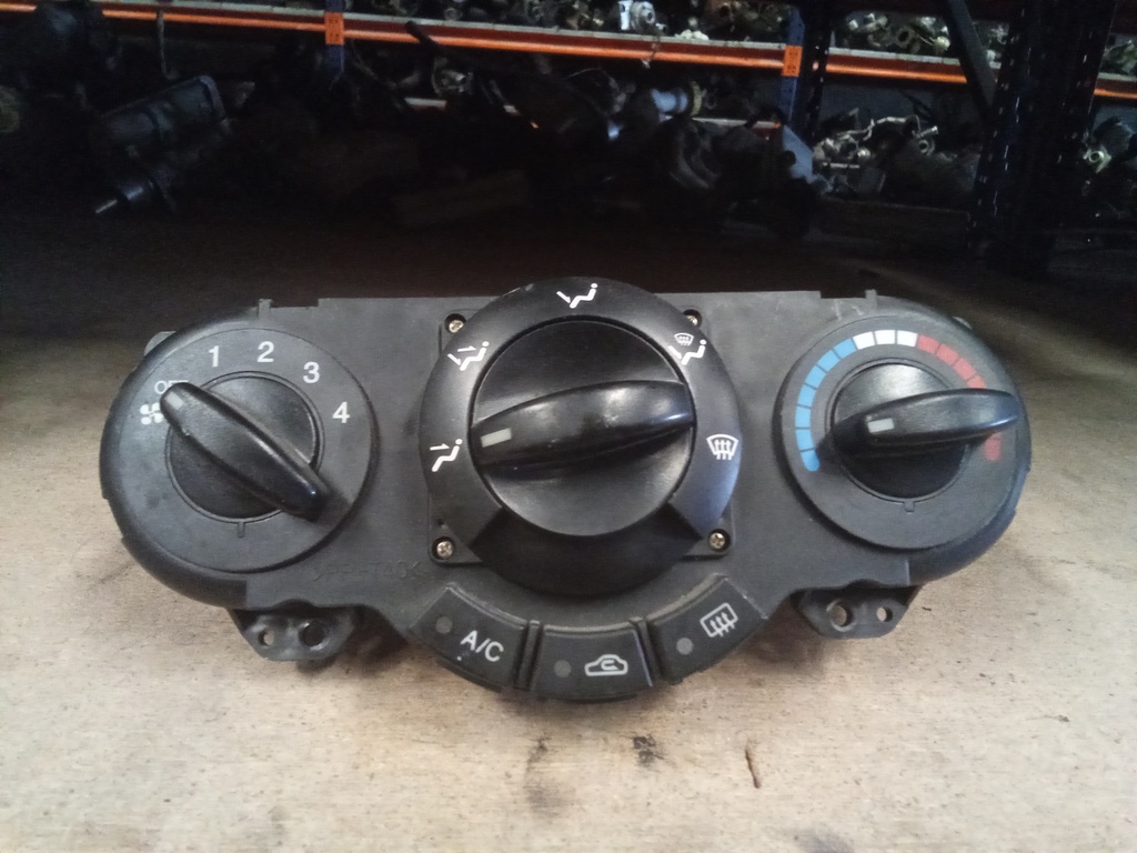 Mando aire acondicionado Chevrolet lacetti '07