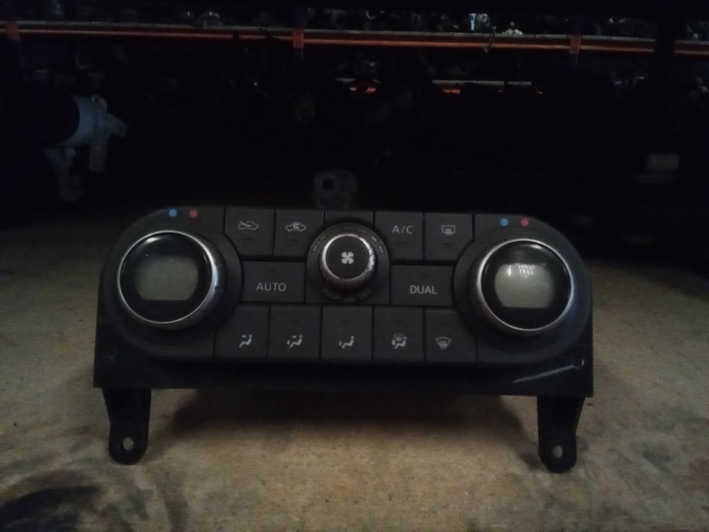 Mando climatizador Nissan qashqai '10