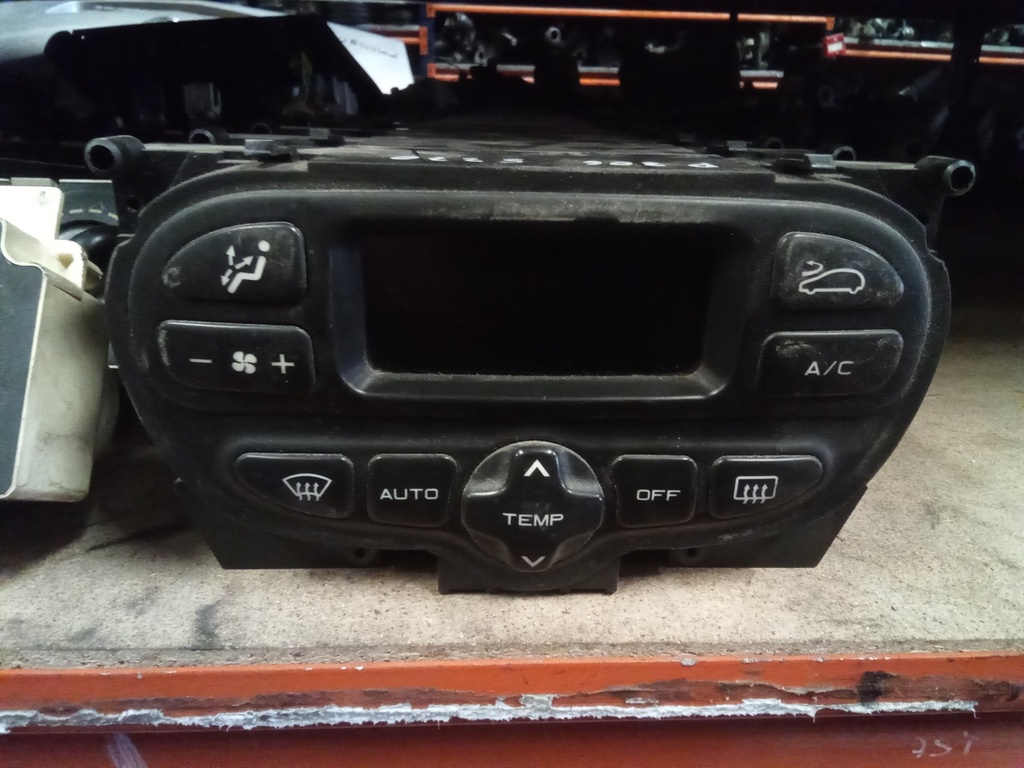 Mando climatizador Peugeot 206 '03
