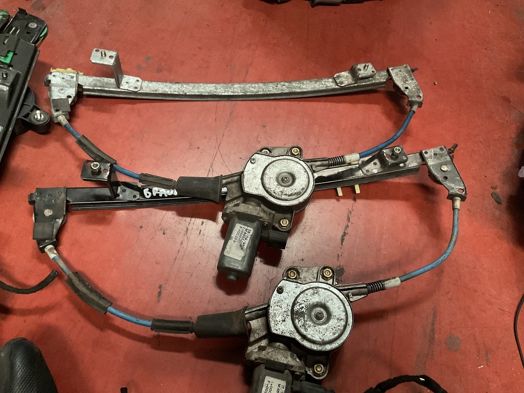 Motor eleva lunas delantero izquierdo fiat bravo ‘98