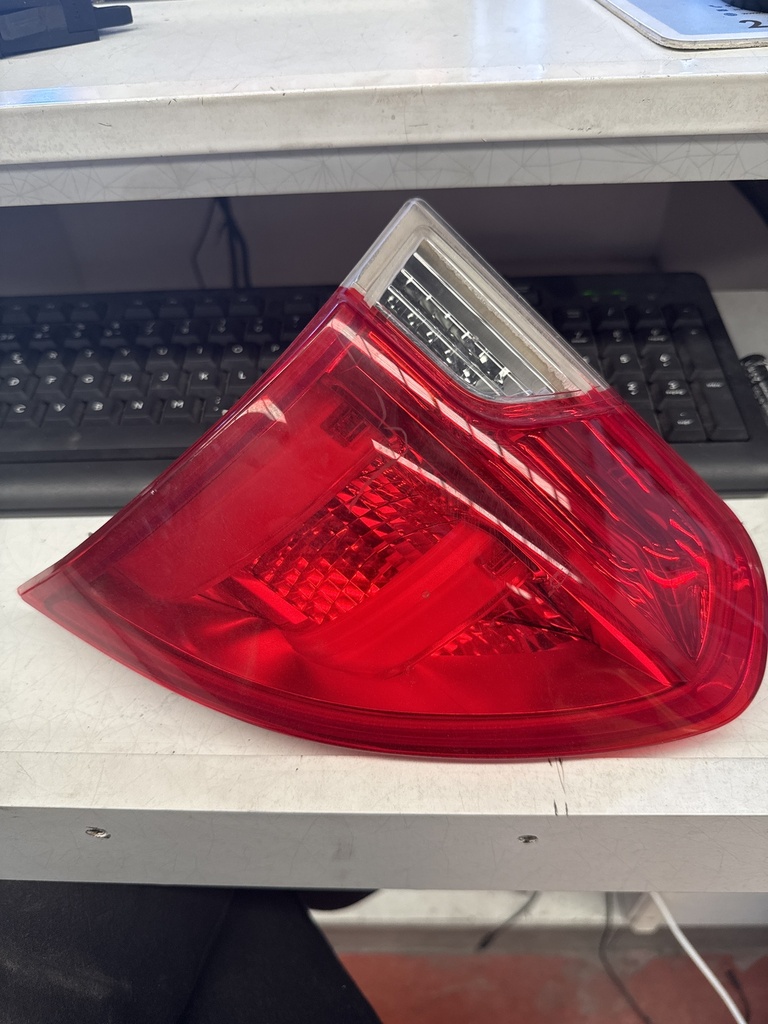 PILOTO INTERIOR DERECHO PEUGEOT 2008 2015