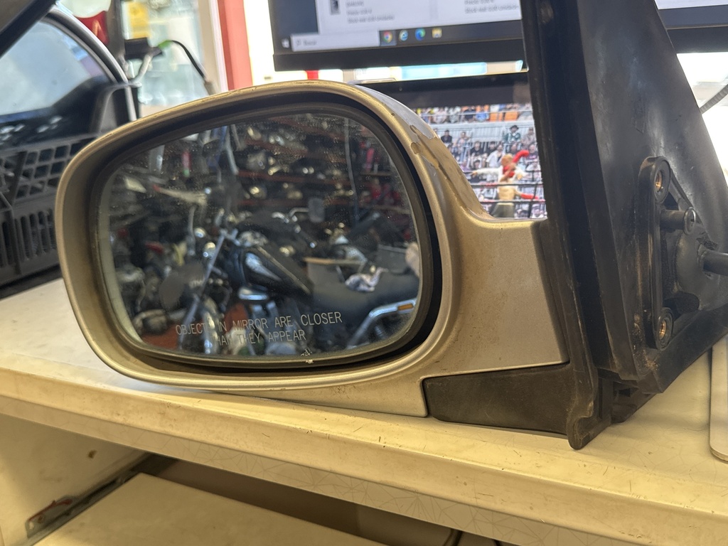 RETROVISOR IZQUIERDO SSANGYONG REXTON `05