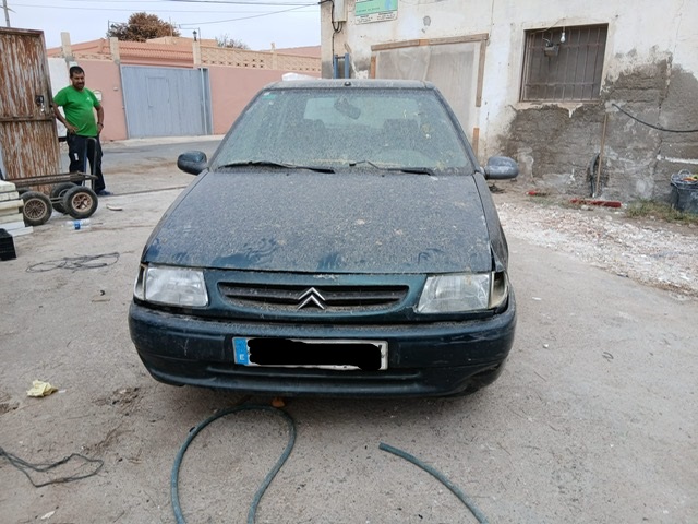 0196 CITROEN SAXO 1.5 TD 1998