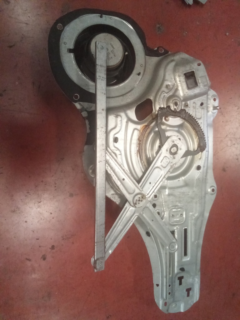 Elevalunas delantero izquierdo Kia sportage '13