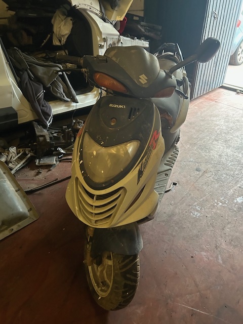 0291 SUZUKI KATANA AY50WRK2 50cc 2003