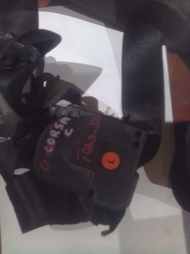 Cinturon seg. tras.izquierdo opel Corsa c '03