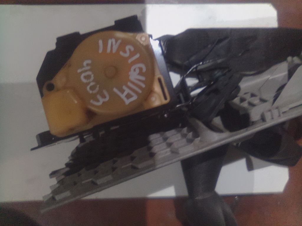 Cinturon delantero derecho opel insignia '17