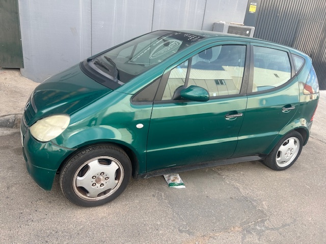 0332 MERCEDES CLASE A 1.6 GASOLINA 2000