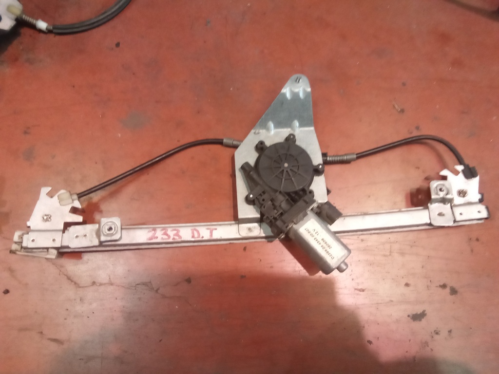 Elevalunas delantero izquierdo citroen xantia '98