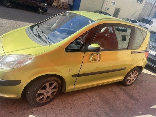 0390 PEUGEOT 1007 1.4 HDI 2006