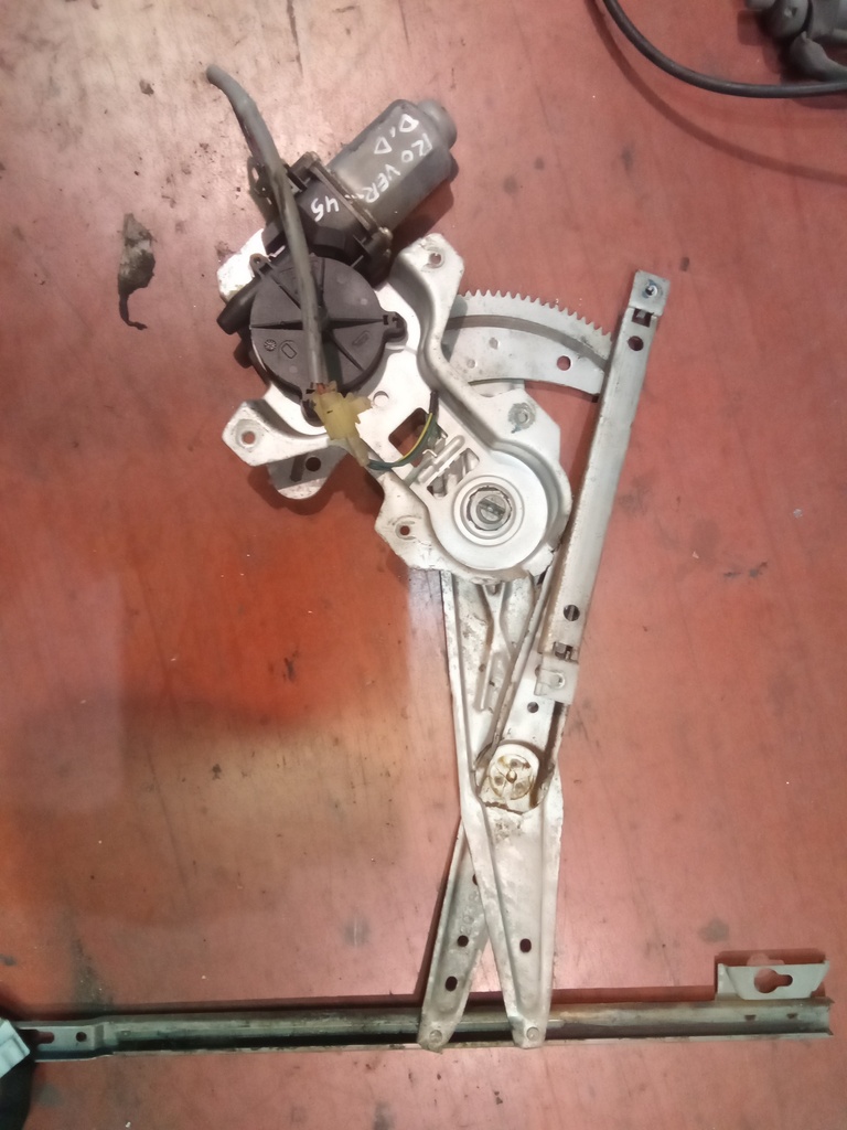 Elevalunas delantero derecho rover 45 '03