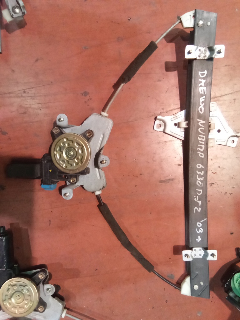 Elevalunas delantero izquierdo Daewoo nubira '03