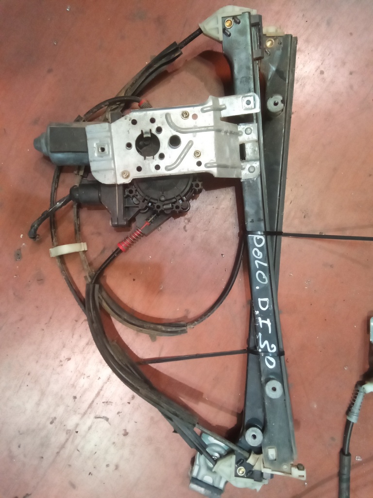 Elevalunas delantero izquierdo 3p Volkswagen polo '01