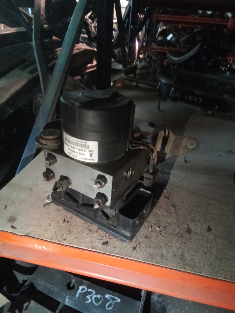 Módulo ABS  volvo v70 '96