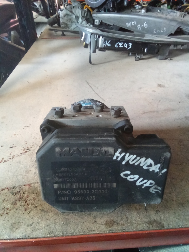 Módulo ABS Hyundai coupé '02