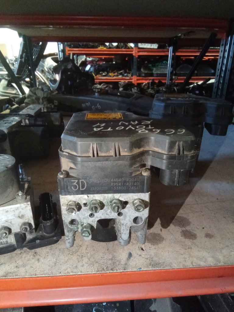 Módulo ABS Toyota rav4 '04