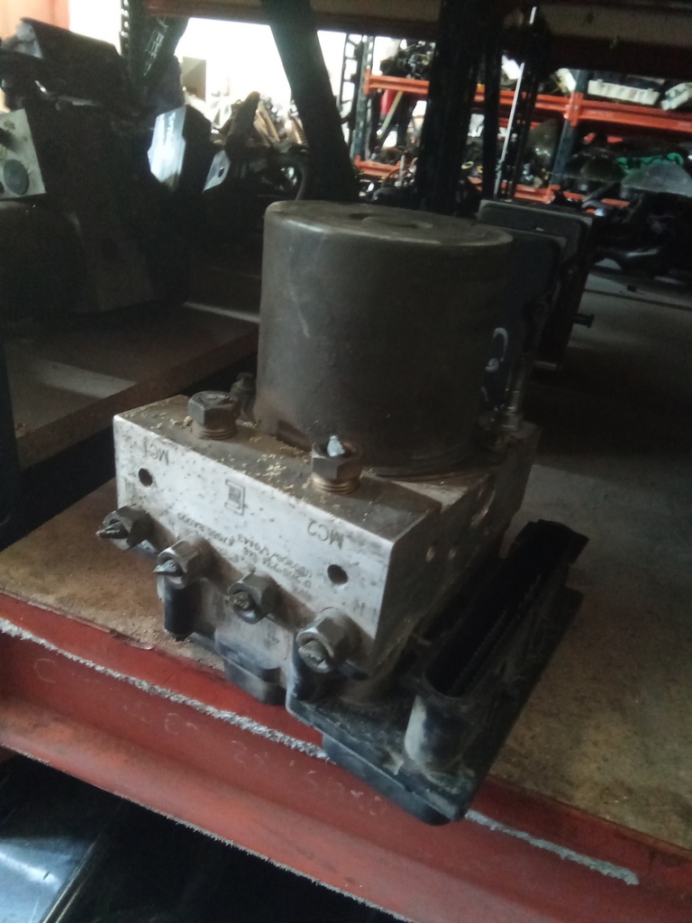 Módulo ABS Nissan primera '05