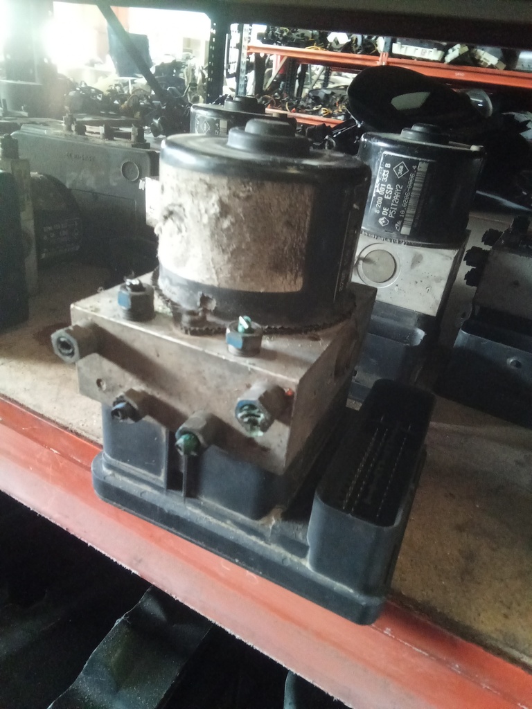 Módulo ABS Renault laguna '04