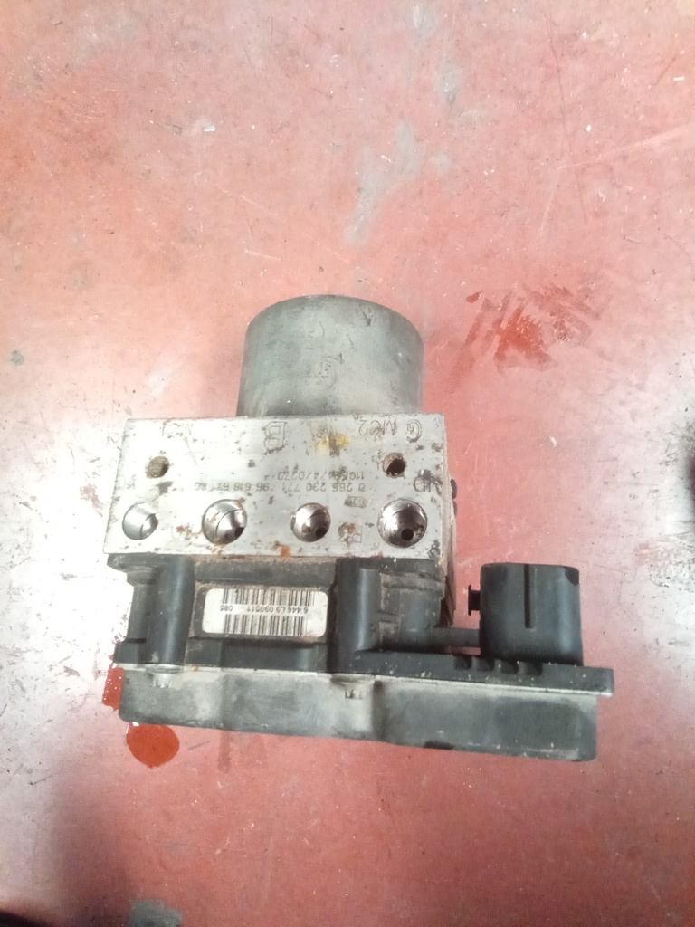 Módulo ABS citroen jumpy '10