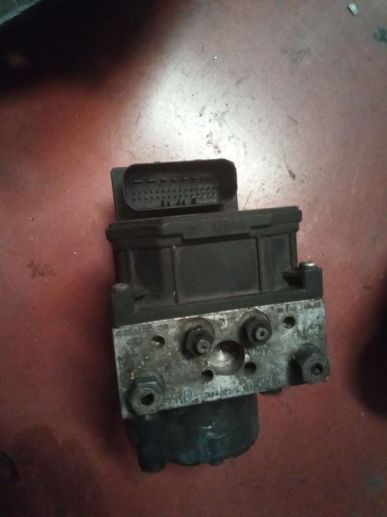 Módulo ABS citroen Xsara picasso '02