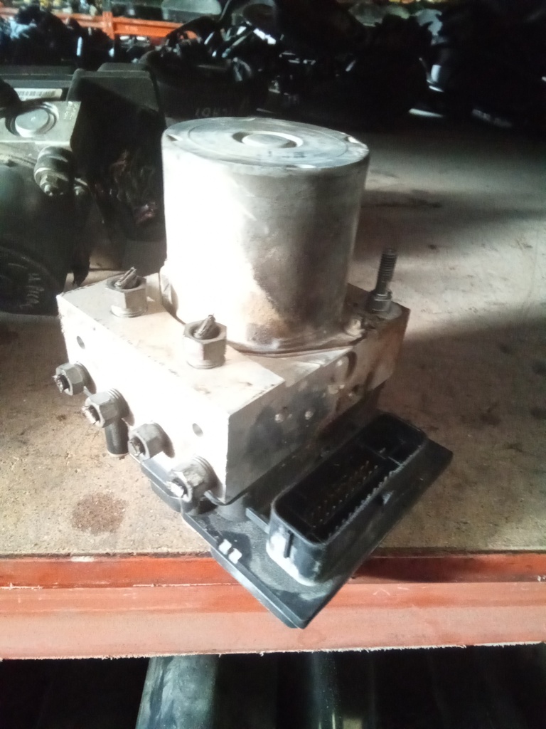 Módulo ABS citroen c4 picasso '09