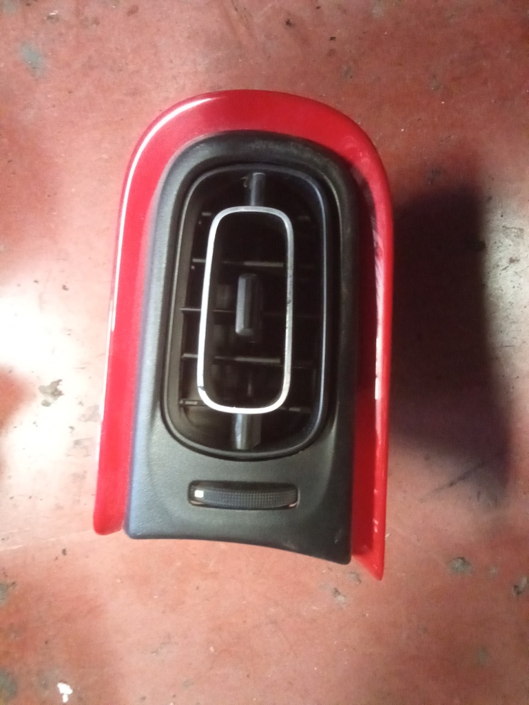 Rejilla aireadora citroen c3 '17