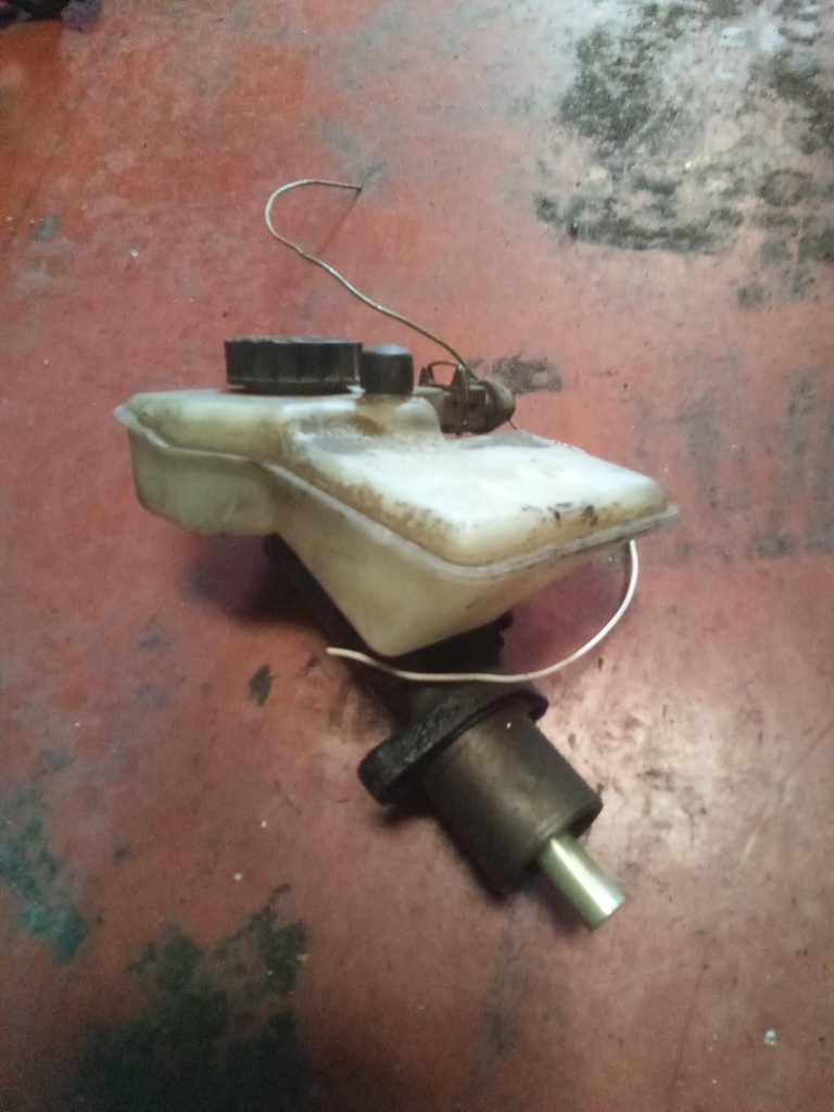 Bomba de freno Peugeot 306 1.9D '95