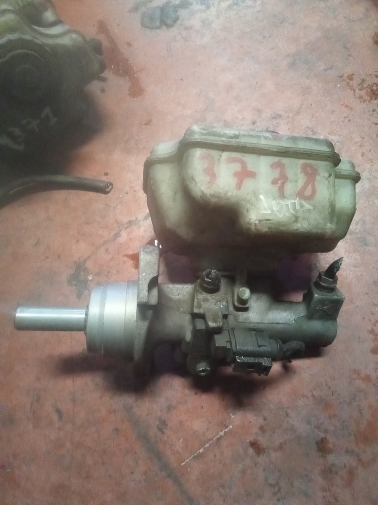 Bomba de freno Volkswagen jetta 1.9 tdi '06